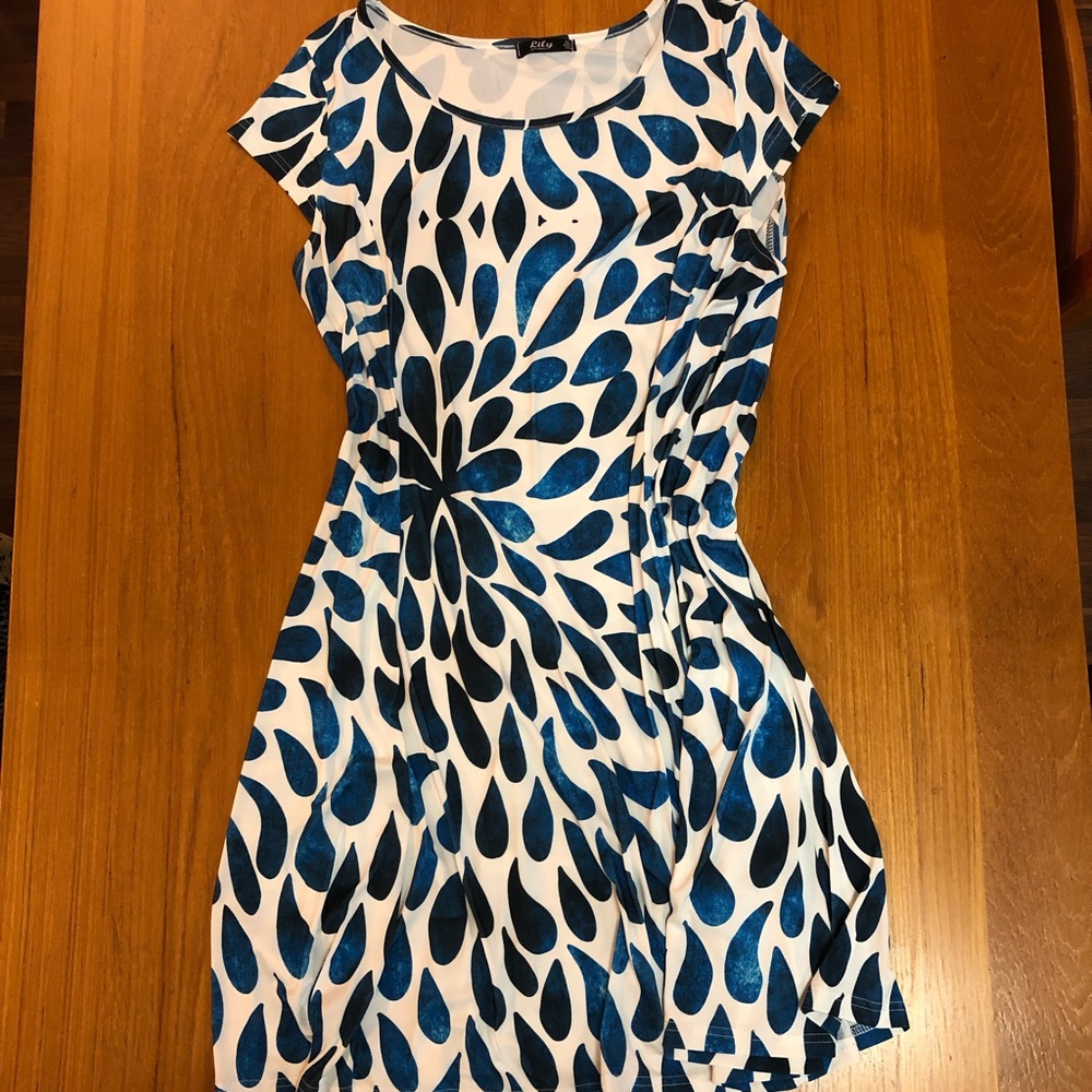 Women’s dress
